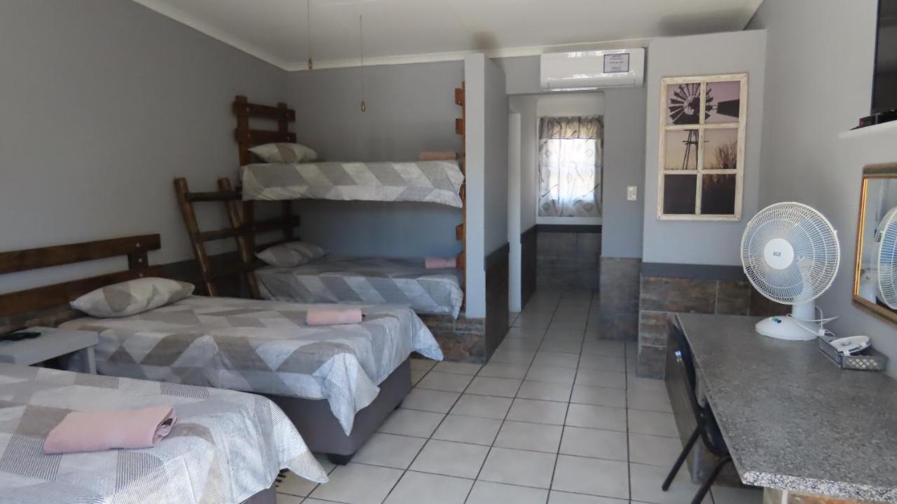 Die Windpomp Gastehuis Beaufort West Zewnętrze zdjęcie