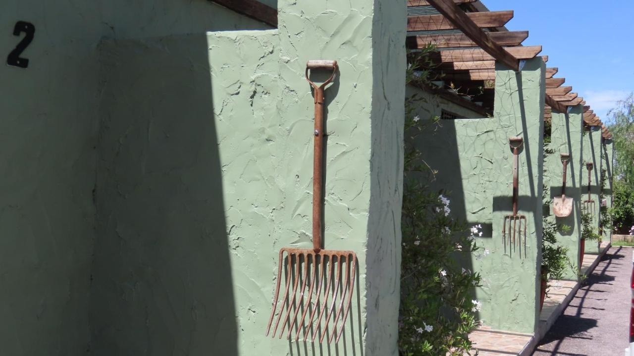 Die Windpomp Gastehuis Beaufort West Zewnętrze zdjęcie