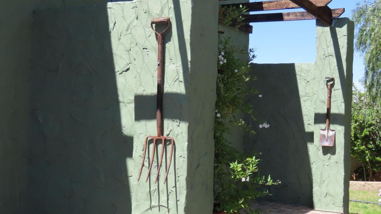 Die Windpomp Gastehuis Beaufort West Zewnętrze zdjęcie